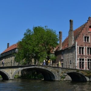 BRUJAS